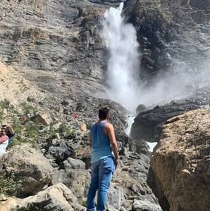 Meet your Posher, Mark caesar